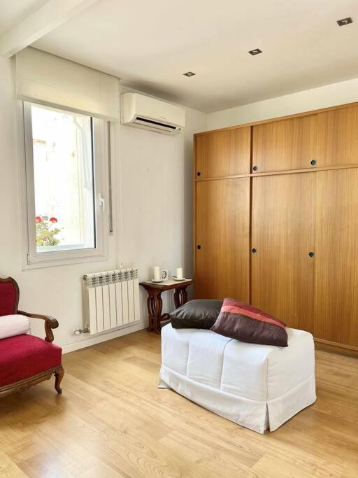 Moderno Y Amplio Apartamento En El Centro De โรเซส ภายนอก รูปภาพ